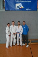 Deutsche Hochschulmeistertitel im Karate und im Schwimmen für die HU-Berlin